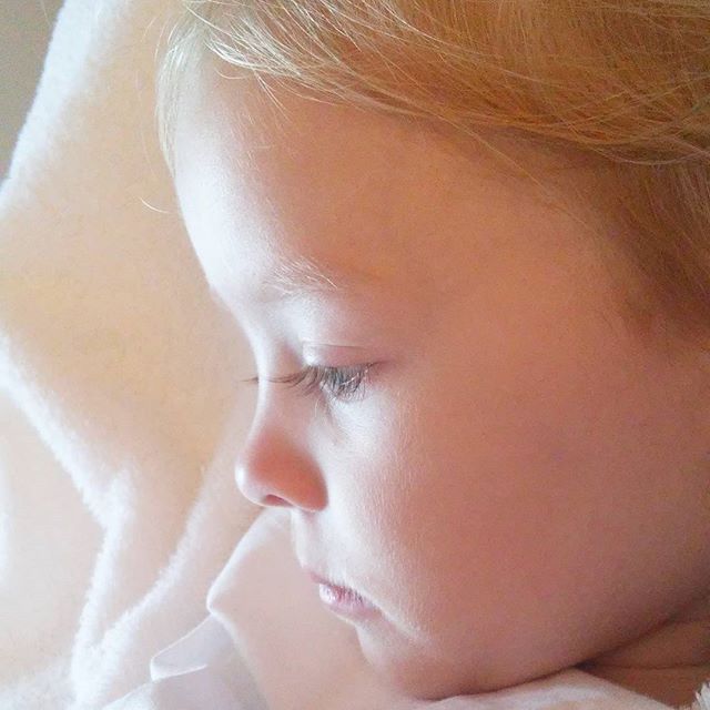 I'm obsessed with her baby face 😍💖 I find myself just staring at her...she's been my "sparkly baby" because everything just sparkles in her - hair, eyes, eyebrows. 
I'm anxious to see how she will be in just a few short weeks. She is very attached to mama and I have a feeling this will be a huge adjustment for her. 💖